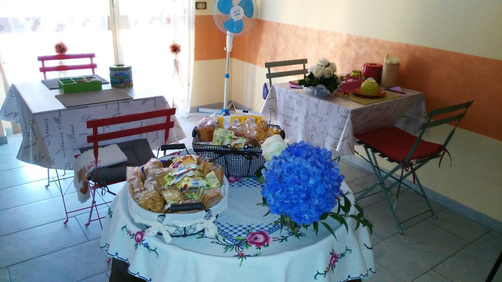 Caicai Bed And Breakfast Салуццо Екстер'єр фото